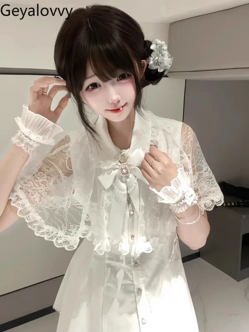 Japońska kopalnia słodkie słodkie dziewczyny biała koronkowa szalowa sukienka peleryna letnia koszulka z krótkim rękawem i pojedynczymi piersiami wyszczuplająca koszula z kokardką