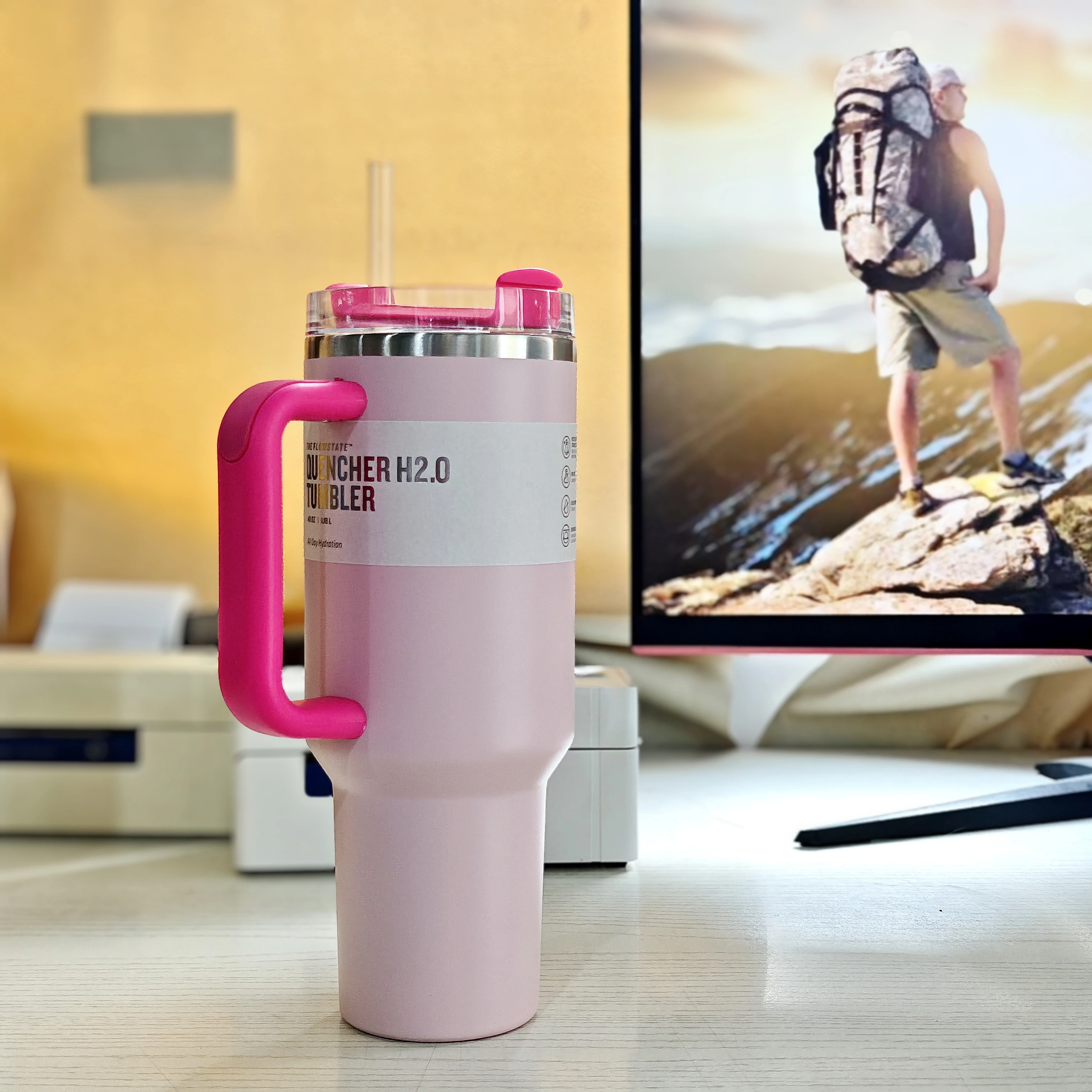 غطاء مع غطاء من القش 30 أونصة/40 أونصة من الفولاذ المقاوم للصدأ معزول للسيارة كوب سفر حراري مزدوج الجدران