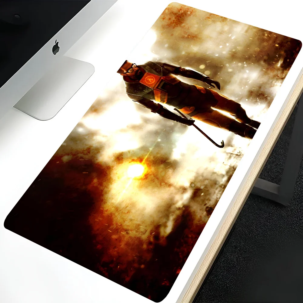 

1pc HD H-Half L-Life Non-slip Mouse Pad Suitable For Office Computers Laptops E-sports Game Desk Mats XXL Keyboard