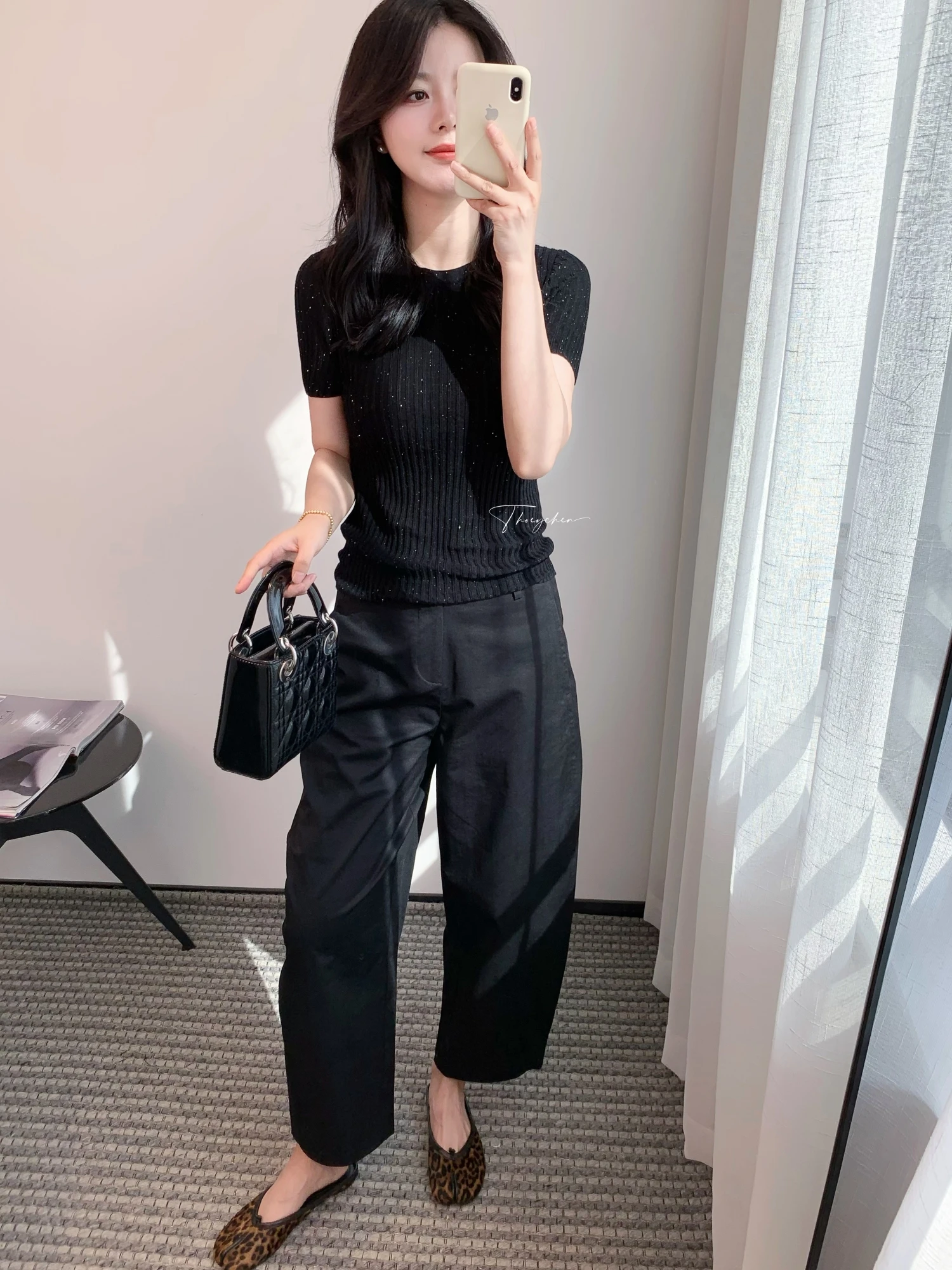 

Silk round Ne Sparkling Knitted T-irt Women Summer ort Sve mat Design Breathable Moisture ng Color