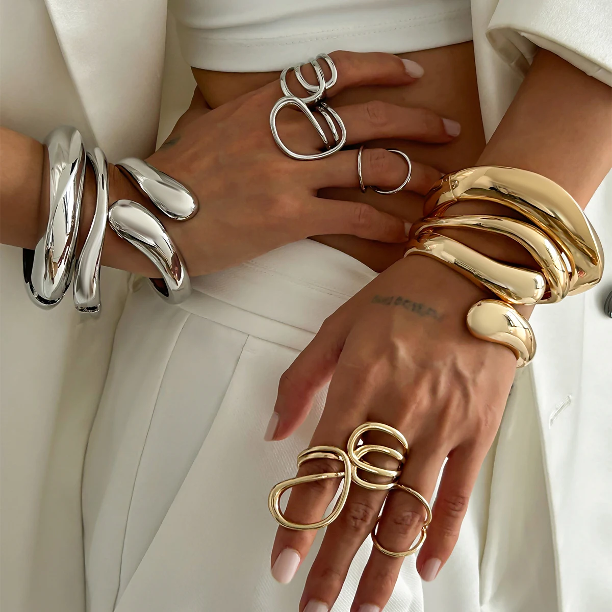 Ingemark 4 Styles Punk Smooth Water Drop Spring Bangles for Women Vintage Gold Color Geometric Bracelets Party Men Jewelry Gift image 3