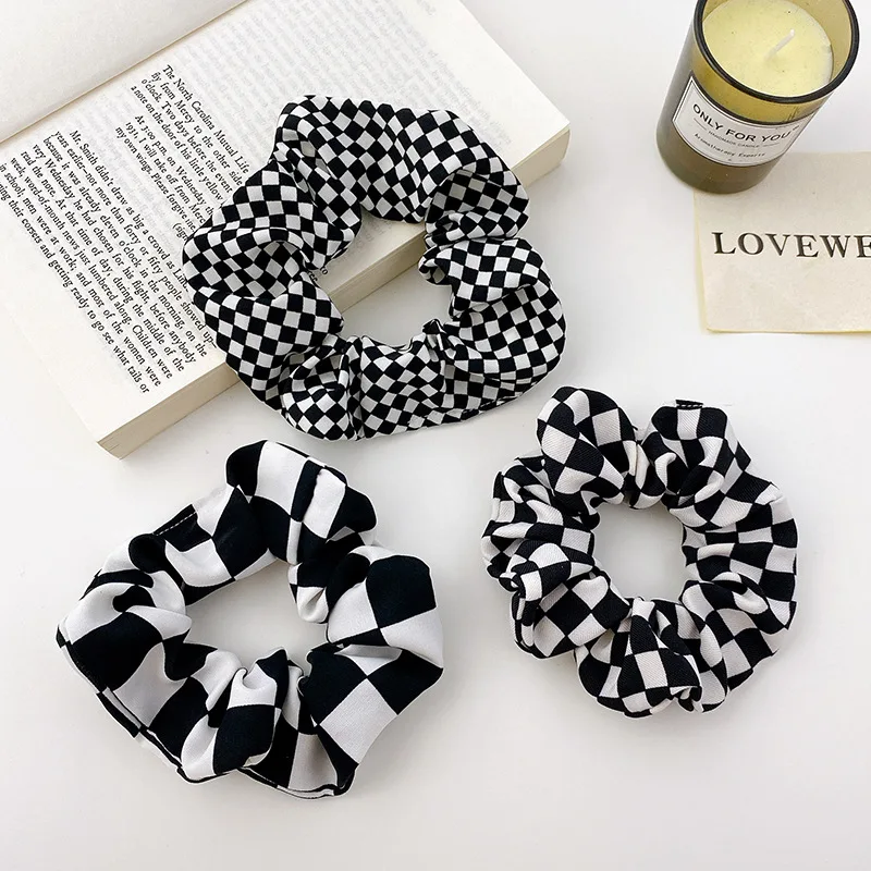 

Classic Plaid Hair Accessories Black And White Plaid Hair Bands Are Simple And Versatile And Do Not Hurt Hair