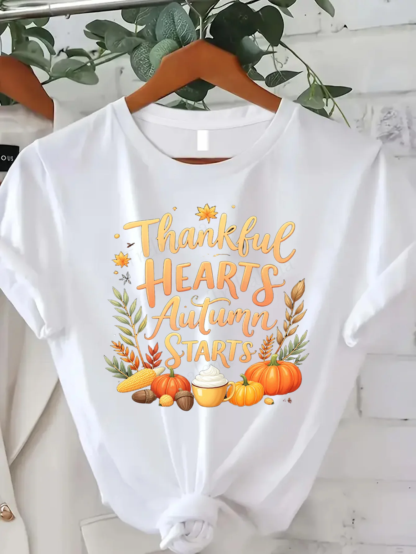 

Comfortable Women's Print T-shirt "Thankful Hearts Autumn Starts - Festive Fall Graphic Tee"