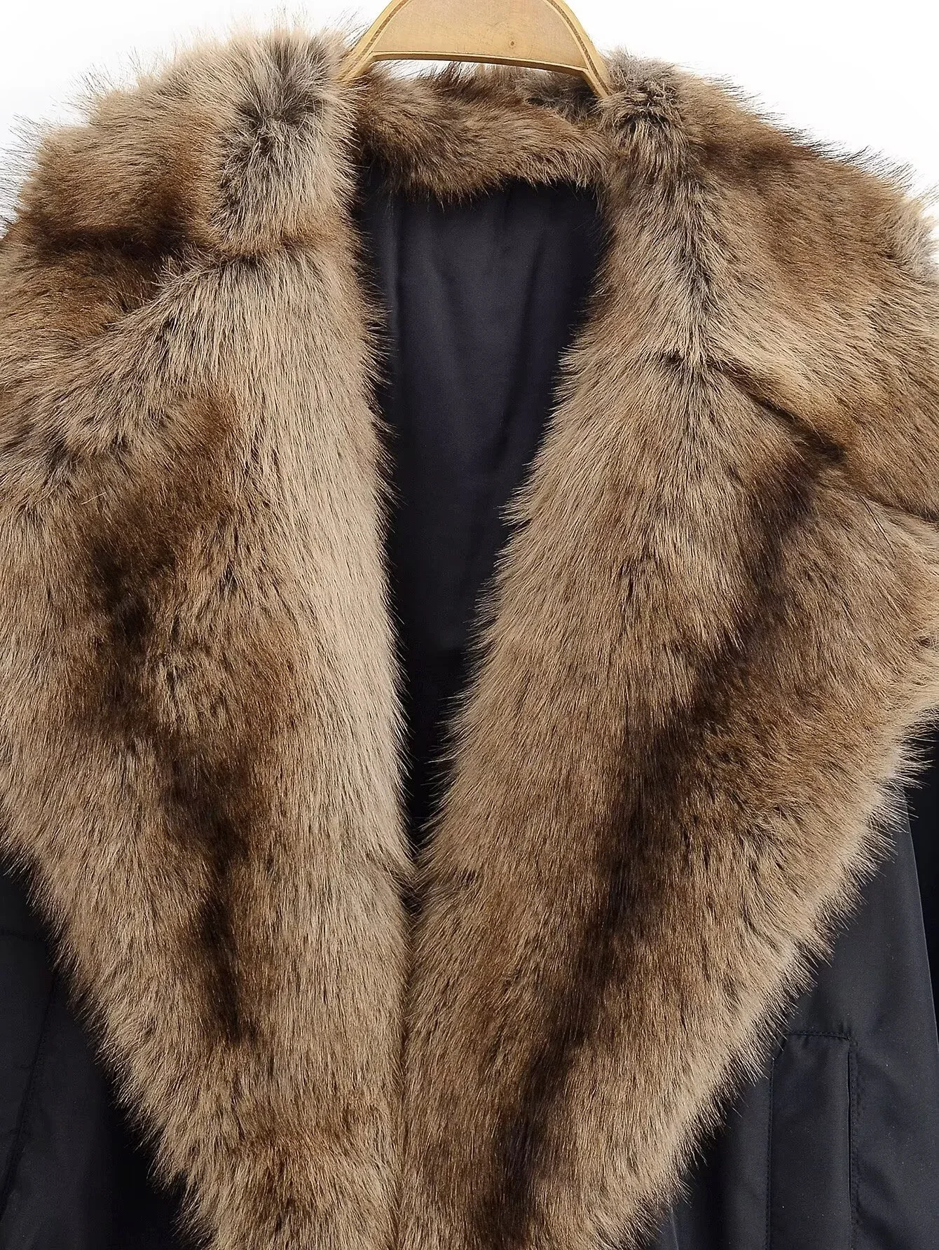 

Faux Fur Collar Bomber Jacket Short Coat 2025 Winter New Women's Casual Fashion Simple Elegant Loose