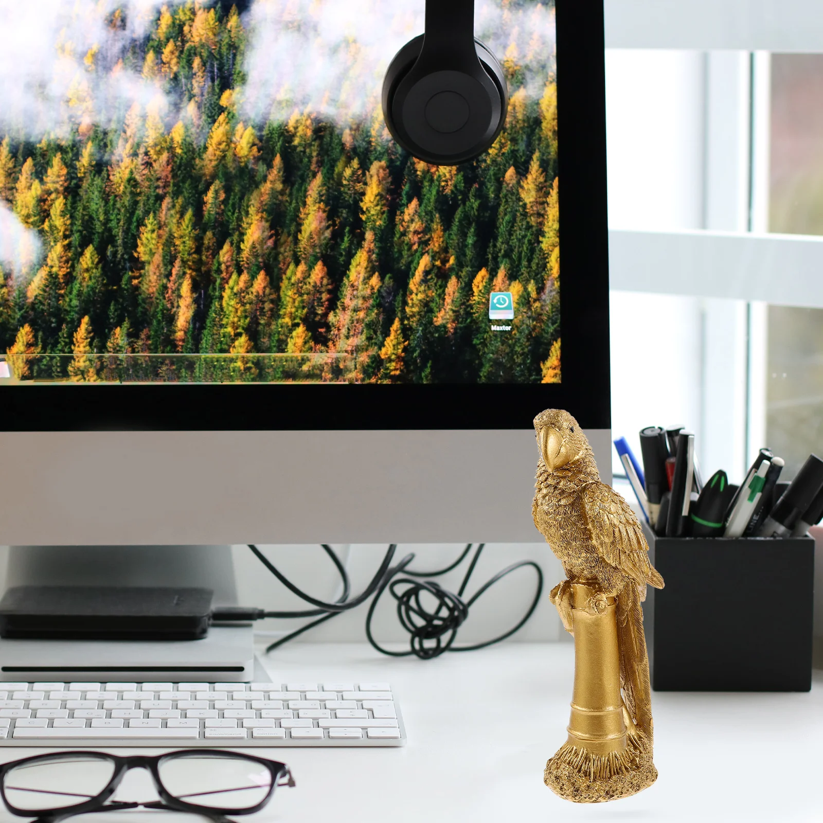 

Resin Parrot Decoration Realistic Colorful Small Parrot Ornament for Garden Desktop Cabinet Home Greening Decoration