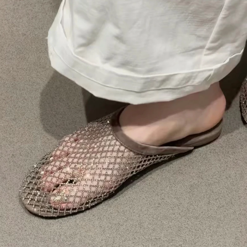 

Crystal Flats Slippers Women Designer Hollow Mules Shoes for Woman Sandals Walking Fashion Slingback Casual Mujer Flip Flops