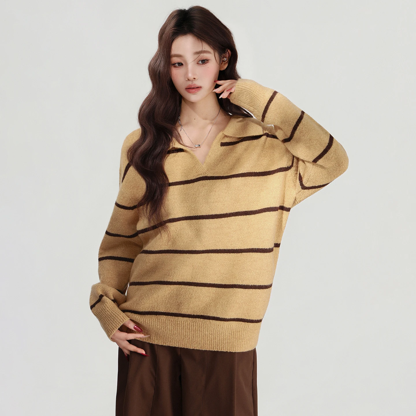 

Yellow POLO Collar Striped Thick Knit Pullover Sweater for Women in Autumn and Winter, Soft and Lazy Loose Long Sleeved Top