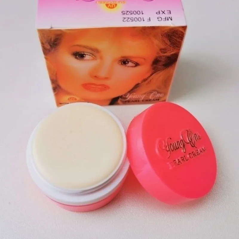 Kem Co Gai Toc Xu Duong Da Fades Melanin, Improves and Brightens Whitens Skin Color, Concealer Lady Face Care 4.5g