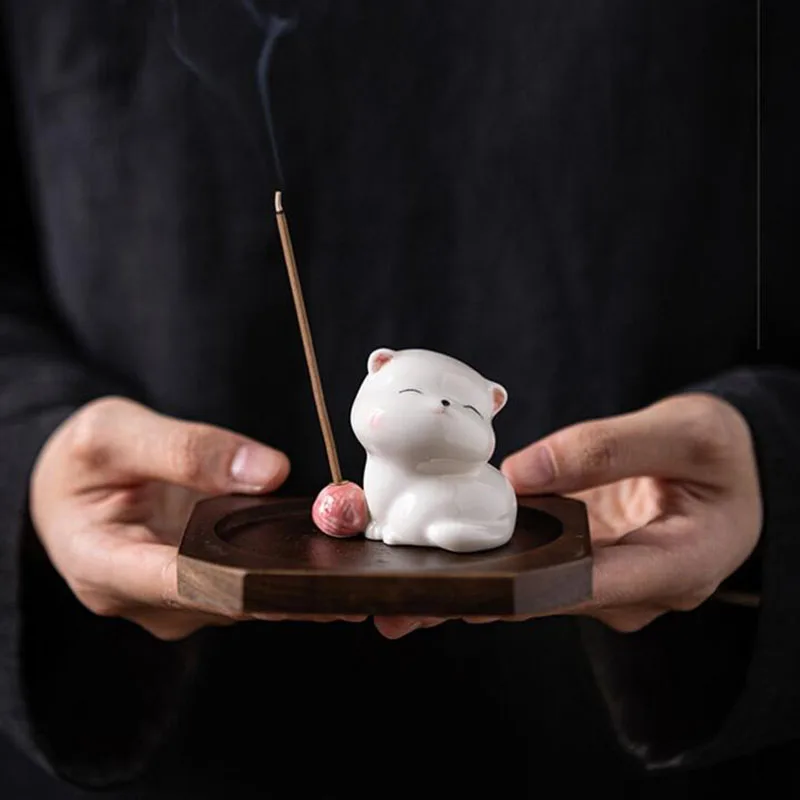 Creative Porcelain Cute Cat Sandalwood Stick Incense Holder Aromatherapy Burner Fragrance Censer Tea Ceremony Indoor Home Decor