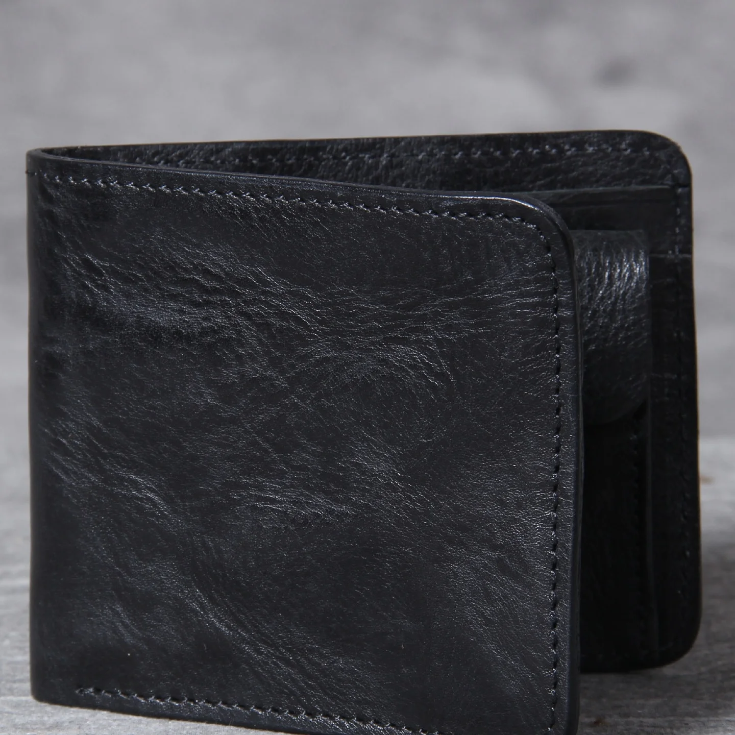 portefeuille-court-retro-fait-main-en-cuir-de-vachette-pleine-fleur-ultra-fin-pour-voyage-et-trajets-quotidiens-design-simple-pour-homme
