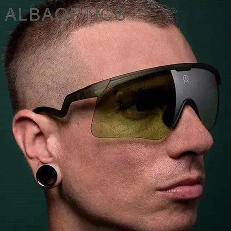 

ALBAOPTICS Luxury Brand Polarized Goggles Riding Sports Sunglasses Color Changing TR90 Cycling Fishing Glasses 4 Sets of Lenses
