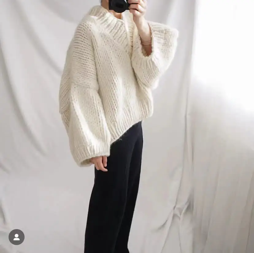 2024 new women\'s casual pure wool V-neck sweater pullover sweater handmade sweater loose version wide version top knitted women