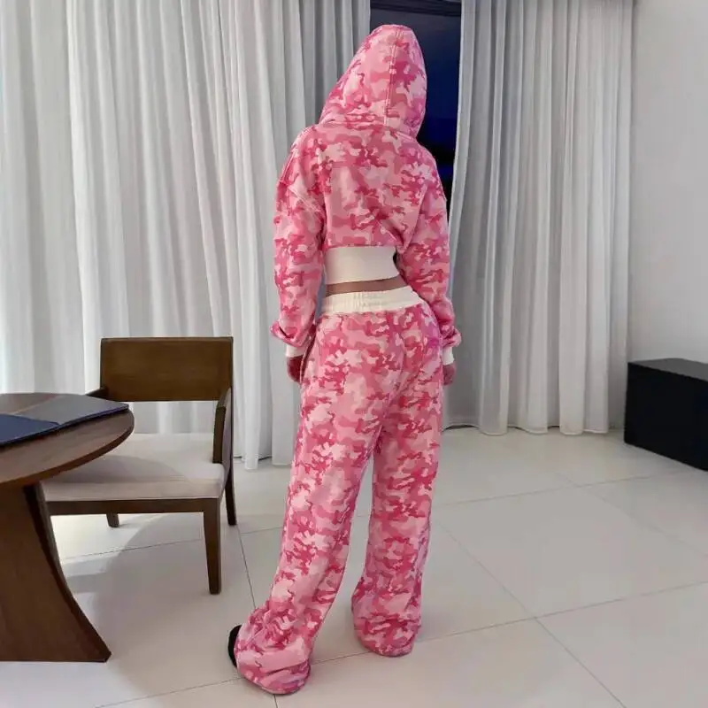 Setelan Celana Pendek Ala Jalanan Kamuflase Wanita Atasan Crop Tanpa Lengan Set 2 Potong Hip-Hop Pendek Serut Celana Olahraga Kasual Hoodie Y2k