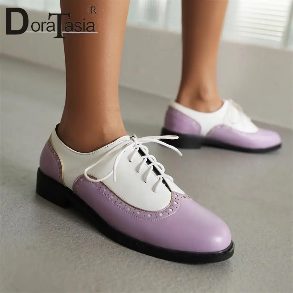 Big Size 43 Brand New Ladies Mixed Colors Brogue Shoes Fashion Chunky Heels Lace-up women's Flats Casual Office Pump Woman Shoes