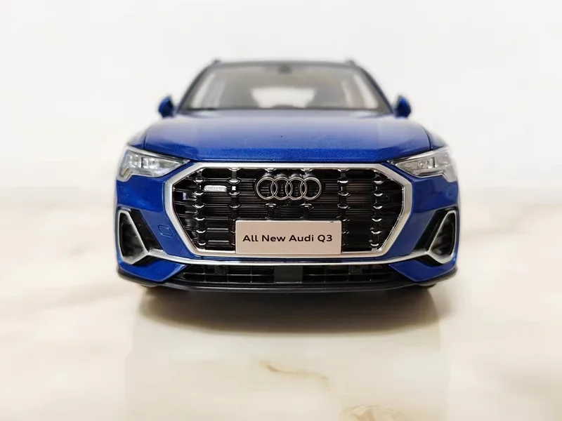 The Original Brand-New Audi Q3 Car Model 1:18 Scale 2019 Faw Audi Simulation Alloy Diecast Car Model In Stock Gift Surprise