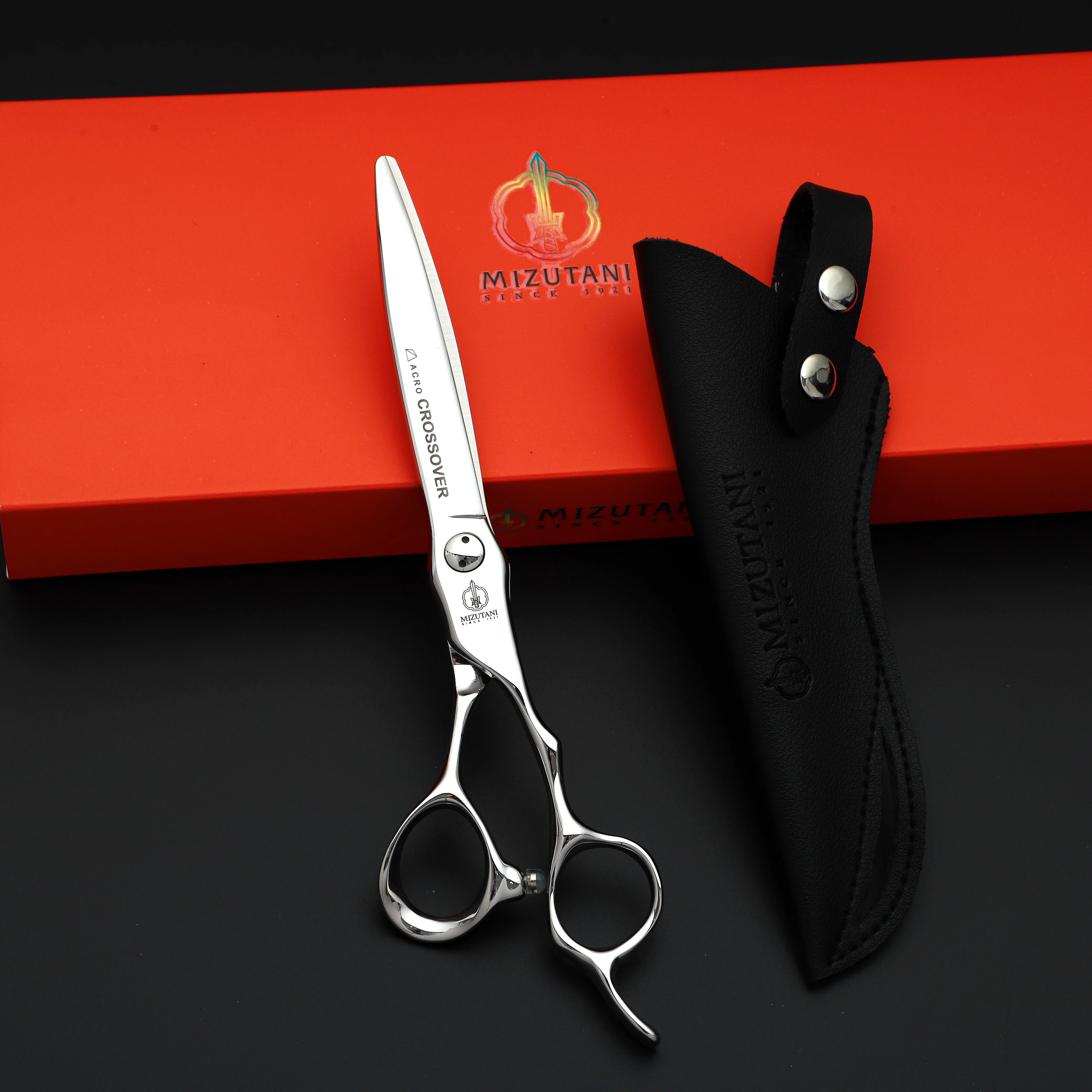 barber scissors VG10 material 6.0/6.5/7.0 inch hairdressing scissors Clam Blade Technology Ergonomic Design scissors