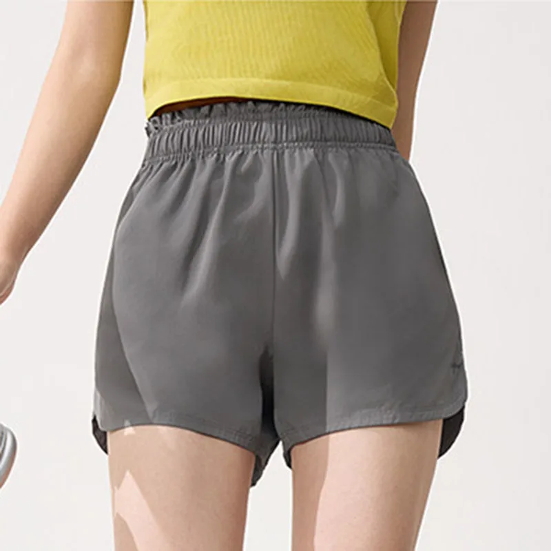 Women Sports Shorts Elastic Waist Design Letter Print Side Pockets Loose Breathable Solid Color Classic Versatile Fitness Shorts