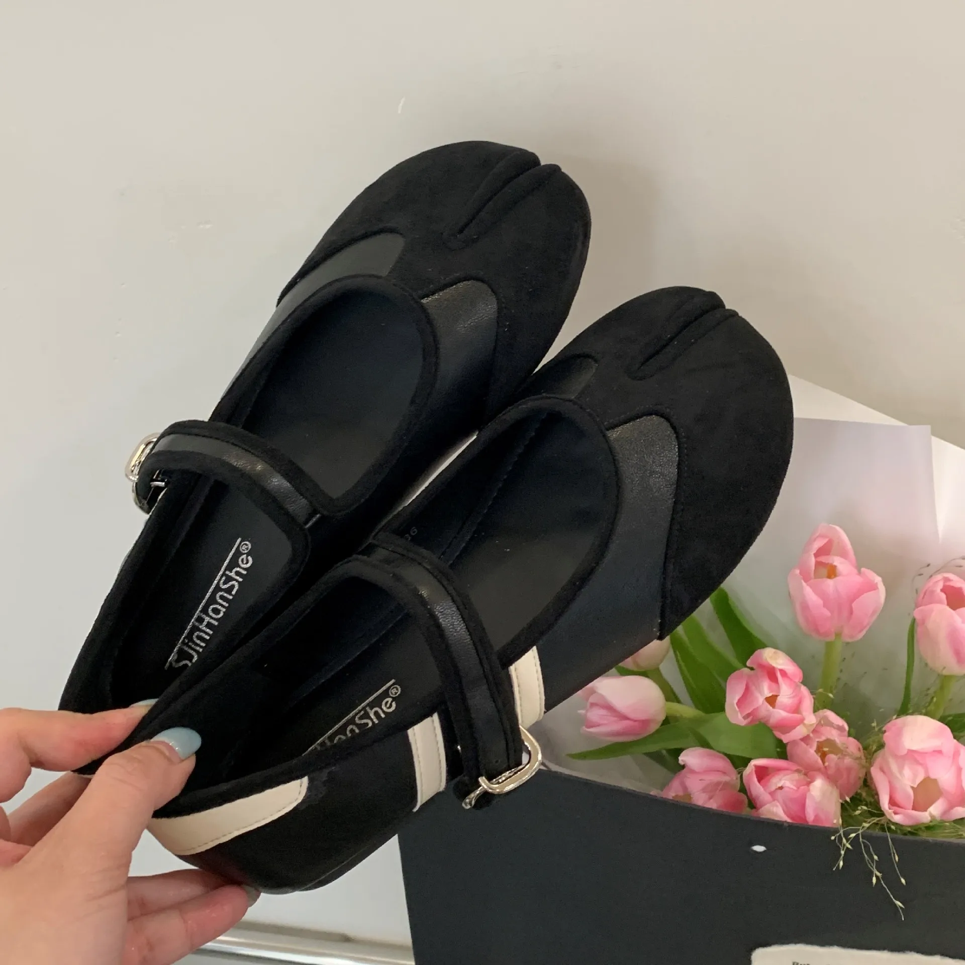 scarpe-tabis-mary-janes-2025-nuove-ballerine-con-punta-divisa-rossa-nera-ballerine-con-fibbia-per-donna