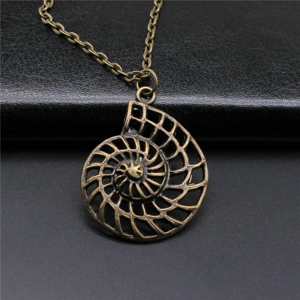 Dropshipping Antique Bronze Color 35x27mm Swirl Pendant Necklace For Women