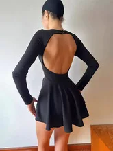 유럽과 미국에서 가을에 출시된 새로운 단색 브이넥 풀오버와 컷아웃 섹시한 핫걸 드레스