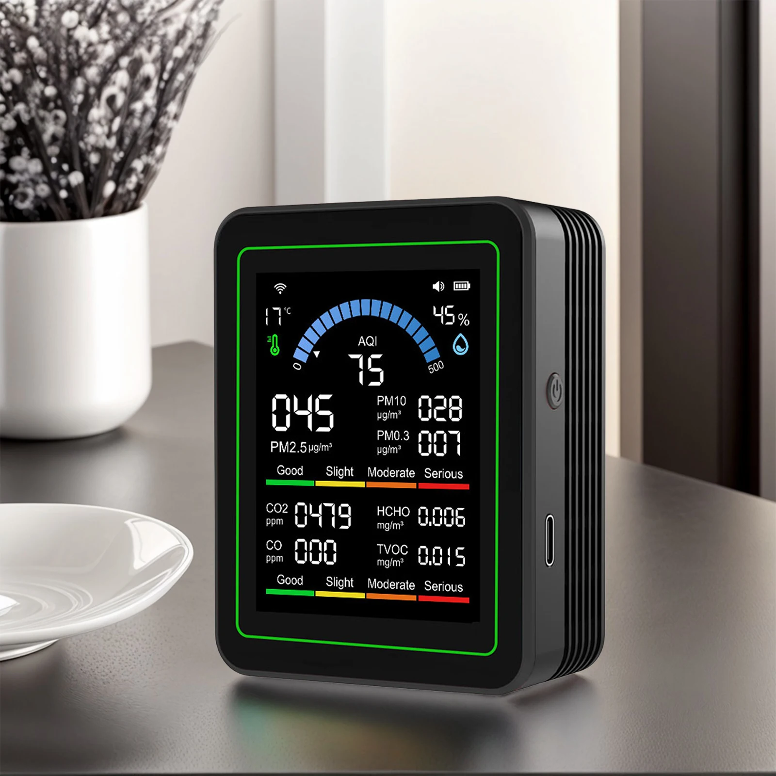 PM2.5 PM10 CO AQI CO2 TVOC HCHO 温度測定機能付き空気質テスター WiFiアプリによるPM2.5 PM10 CO AQIアラート機能付き 家庭用 車用 植物用 ペット用