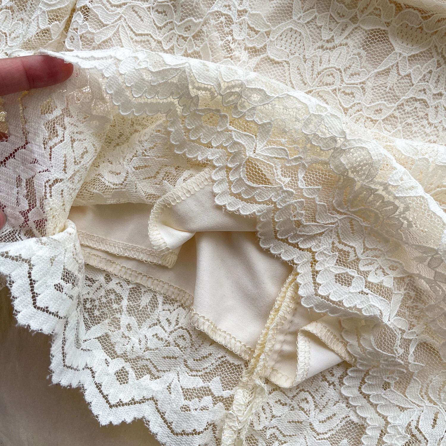 Elegancka sukienka ołówkowa z długim rękawem i wiązaniem na szyi, elegancka koreańska moda, sukienki, odzież damska