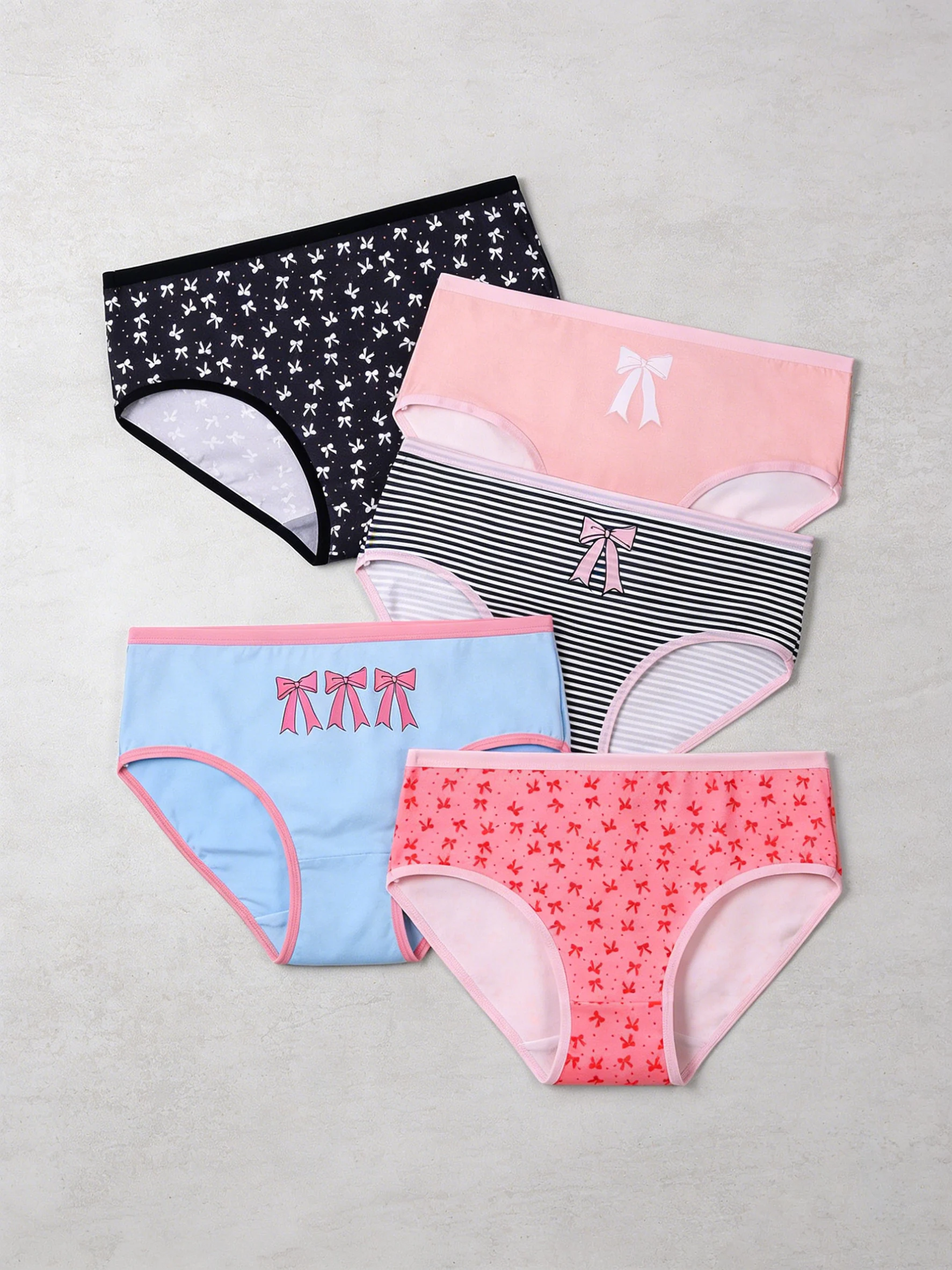 

Simple and Fashionable Bow-Knot Heart Letter Series Comfortable and Breathable Triangle Panties for Teenage Girls