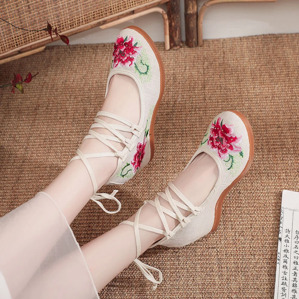 Veowalk Handmade Vintage Pumps Hidden Wedge Heel Women Cotton Embroidered Canvas Shoes Mid Top Ankle Strap Casual Pumps