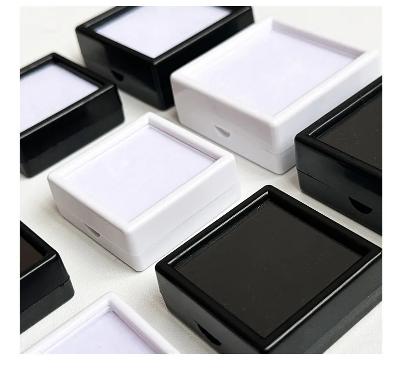 Lot of 70 Transparent Gem Display Box Top Glass Pendant Bead Charms Storage Jar Collection for Gemstone Diamond Holder Container