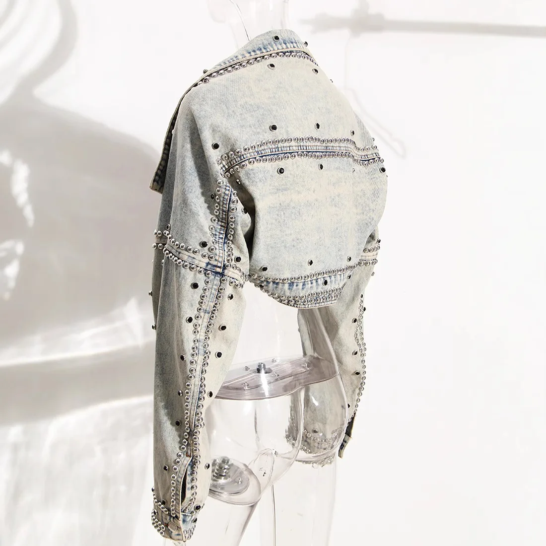 

2026 New Hong Kong Style Rivet Studded Washed Cropped Denim Jacket Women High Waist Shawl Collar Vintage Outerwear
