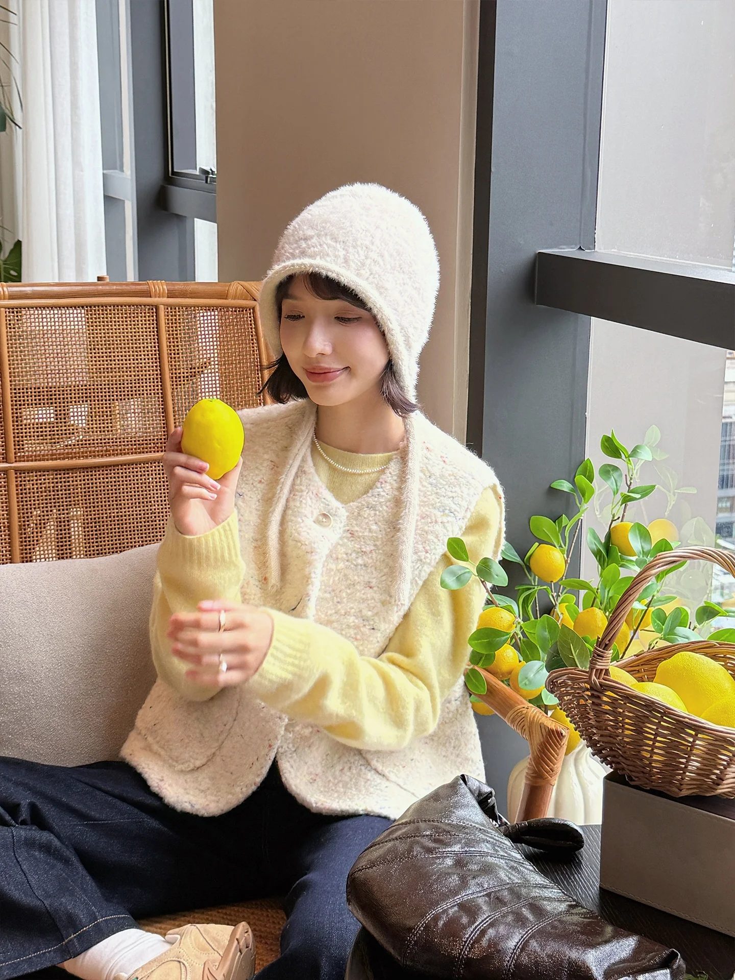 

Женский утепленный жилет MOR на флисовой подкладке из смесовой хлопково-шерстяной ткани, утолщенный, теплый, на пуговицах, для повседневной носки