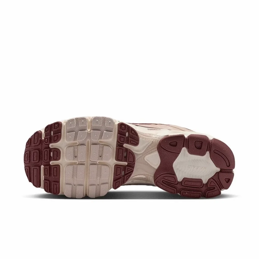 Nike AIR MAX MOTO 2K Women's Shoes: Stylish, Classic, Comfortable, Cushioned Sports and Casual Running Shoes IM6691-001
