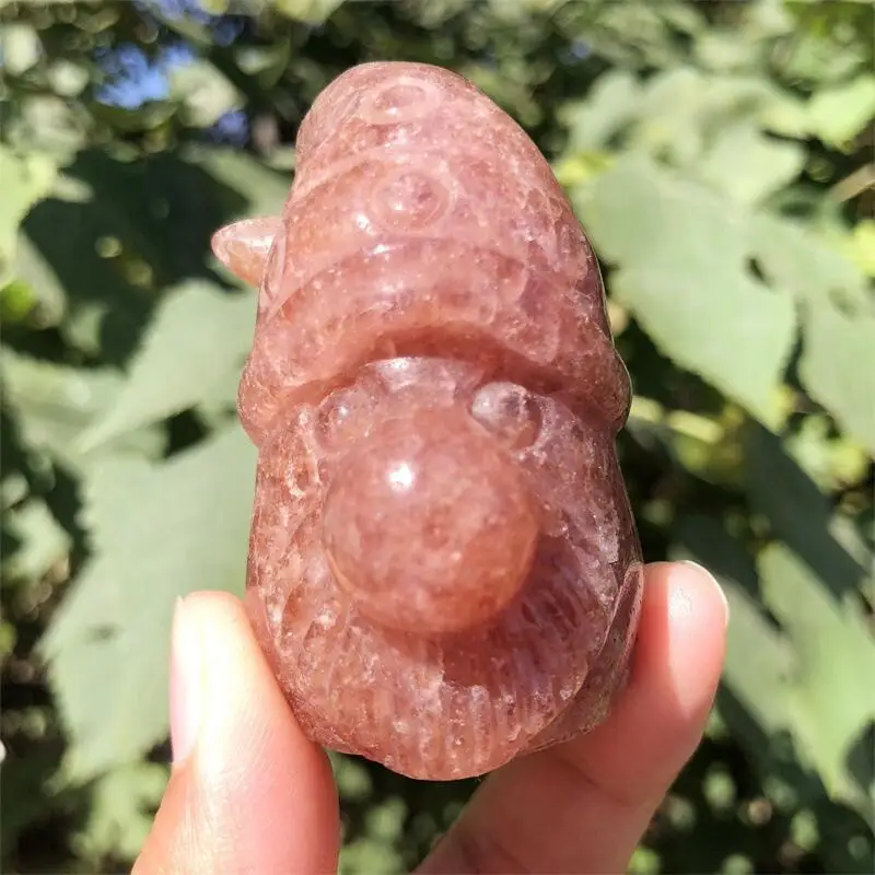 Natural Strawberry Quartz Goblin Carving Crystal Carving Healing Energy Stone Fashion Home Decoration Gift 1pcs 55x42x35mm