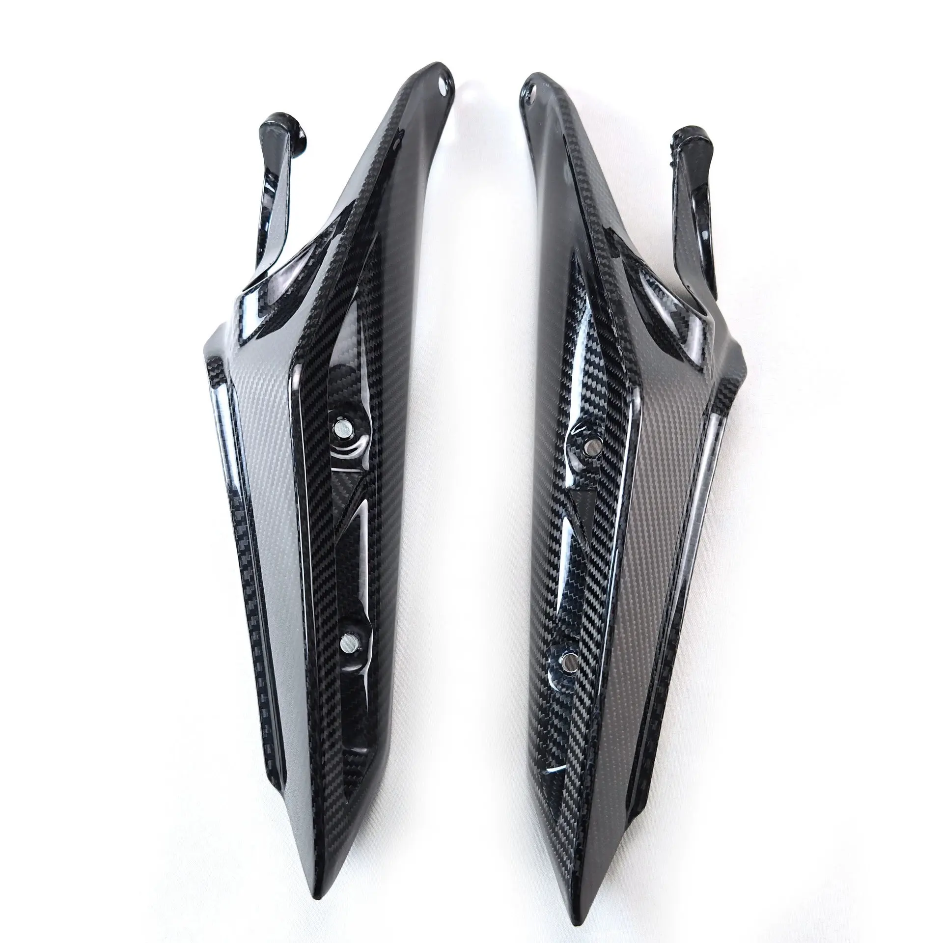 

Real Carbon Fiber For KTM DUKE 390 2017-2025 Rear Passenger Tail Cover Side Fairing Motorcycle Seat Panel Rear Grab Bars Guards