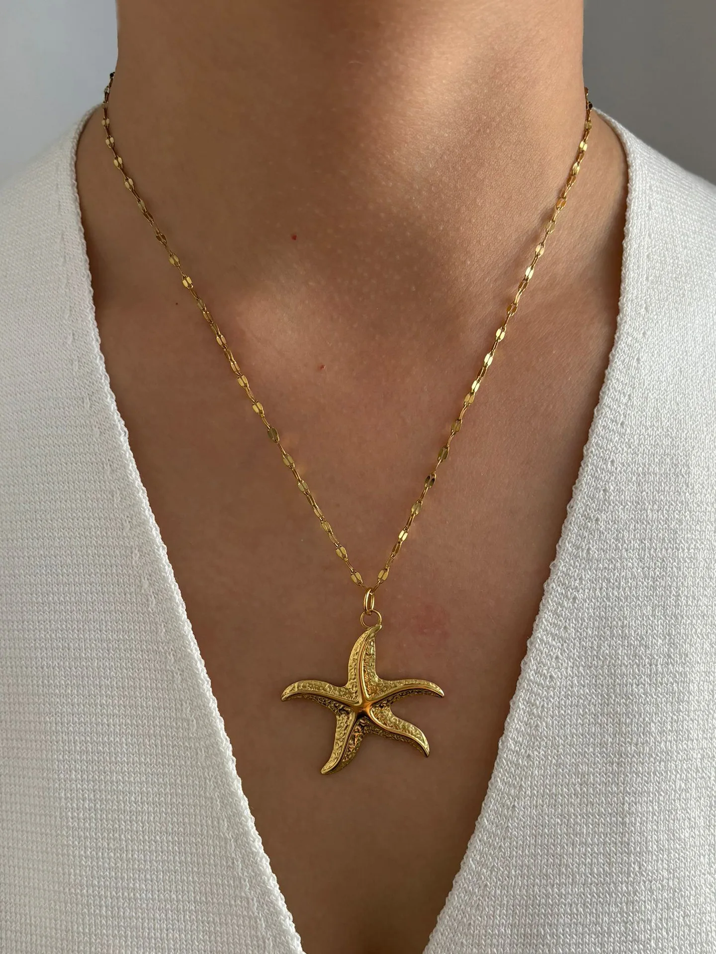 HangZhi Titanium Steel Dripping Oil Sea Turtle Conch Starfish 18K Gold Plated Necklace Waterproof Ocean Style Jewelry for Women