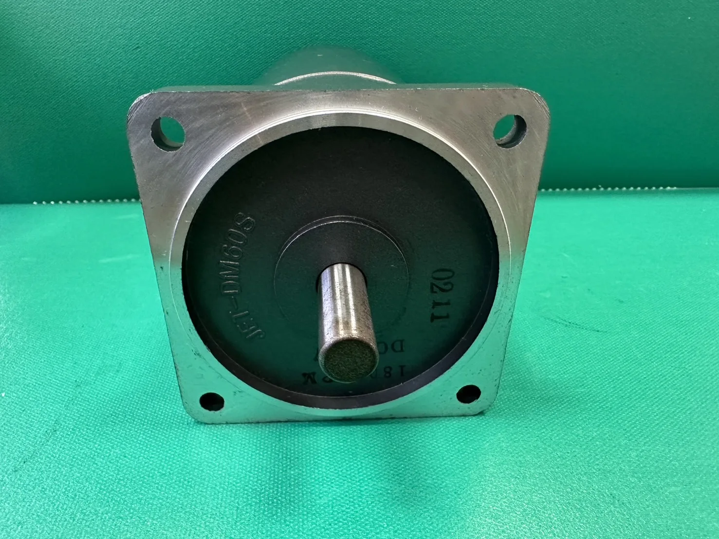 DM-6055 D.C. Permanent Magnet Motor  DC180V  2000/3200R 100/150W