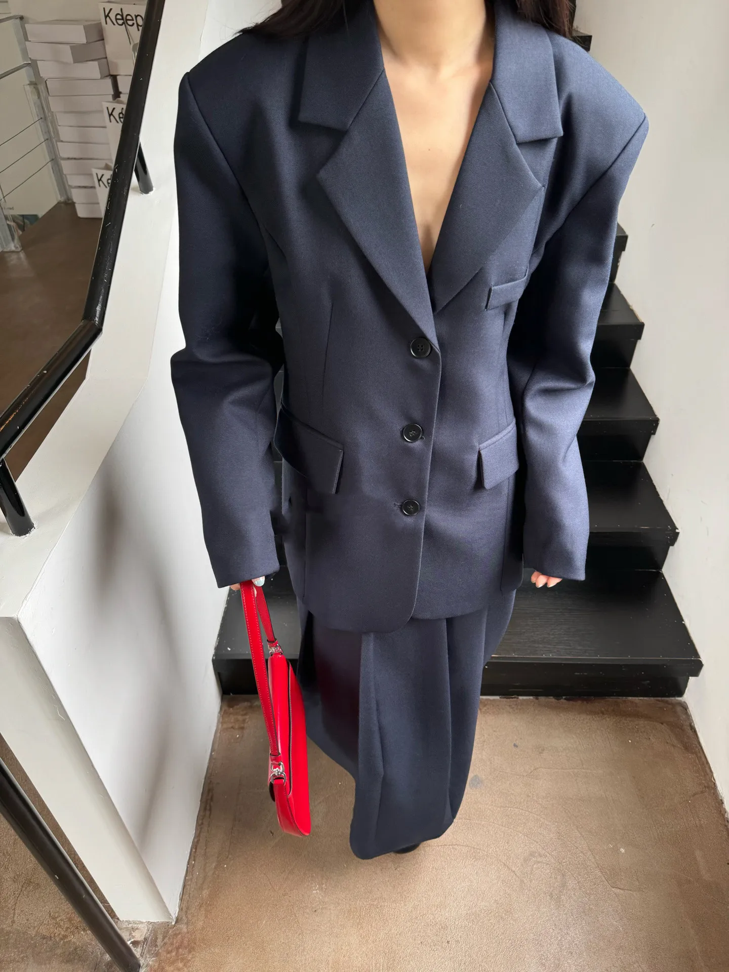 2024 Spring New Temperament Commuting Korean Edition Straight Suit Coat Folded Half Skirt Set Long sleeved Loose fitting Suit