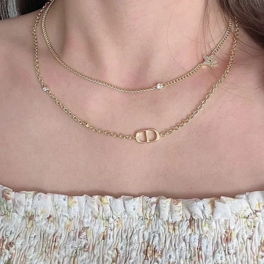 

2025 Golden double-layer letter star studded pig nose necklace with adjustable double chain collarbone chain