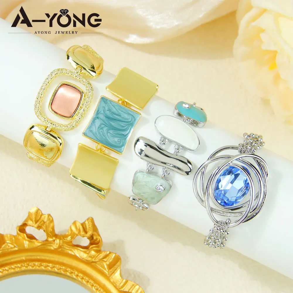 Vintage Baroque Crystal Bracelet Brazilian Textured Gold Color Blue Gemstone Statement Bracelet for Women Beach Party Vacation