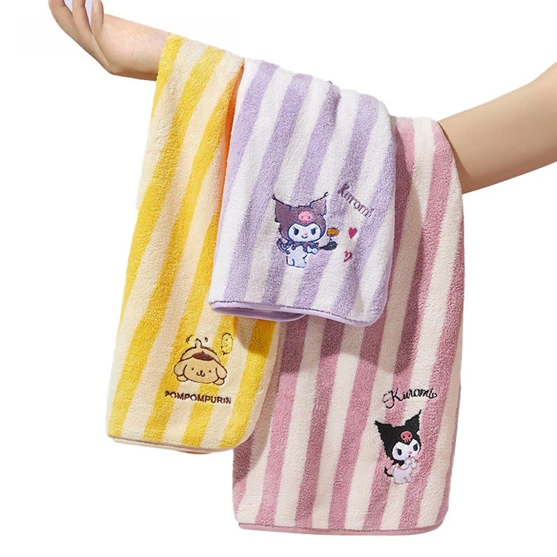 منشفة كورومي ذات علامة تجارية مشتركة من Miniso Sanrio، منشفة كول لومي بودنغ للكلاب المطرزة لغسل الوجه، عشب الوجه