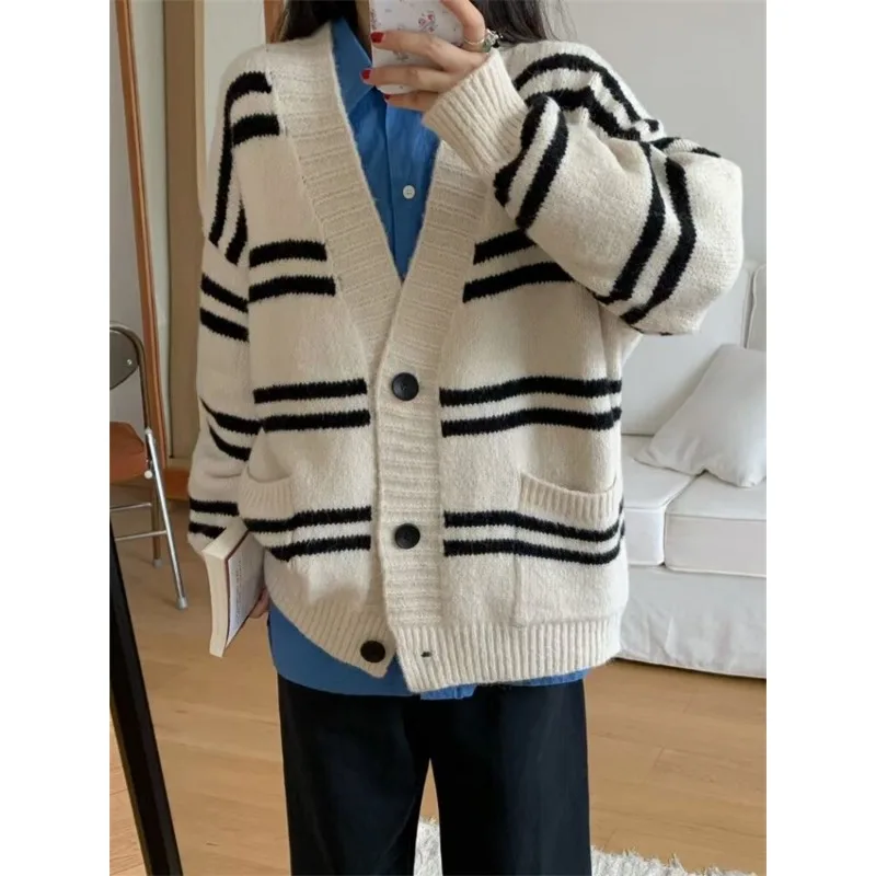 Cardigan listrado com decote em v, suéter solto, jaqueta feminina, novo outono/inverno, casacos de malha com bolso, manga comprida, roupas doces