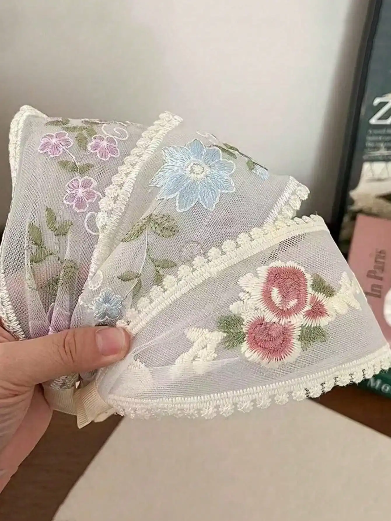 

1pc Women's Elegant Versatile Embroidered Flower Headband, Suitable For Daily Use, Home, School, Beach, Work, Commute, Party,