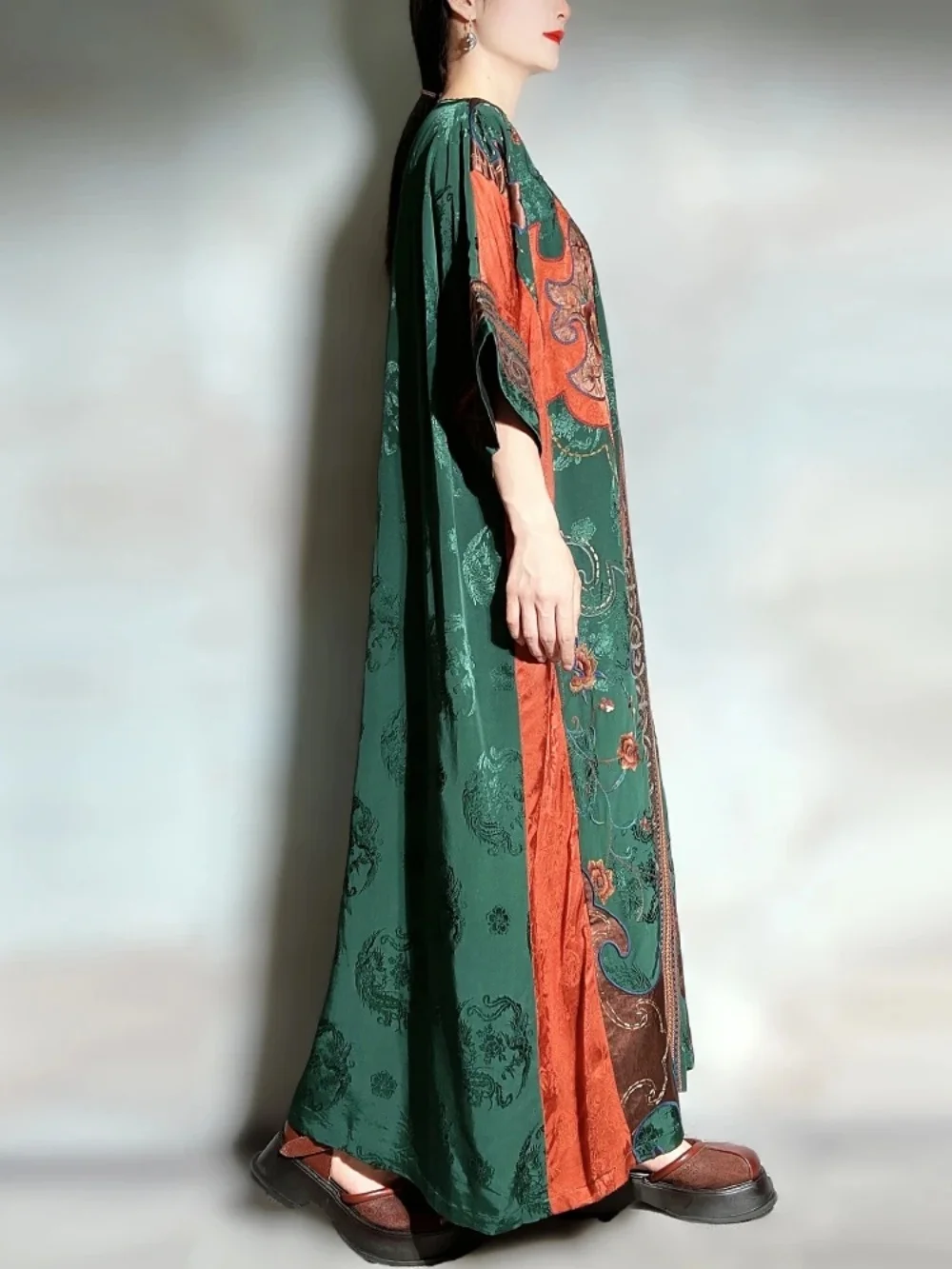 فساتين سهرة فاخرة مطرزة بالرايون البوهيمي باللون الأخضر بالإضافة إلى حجم فستان طويل من الساتان للحفلات ملابس نسائية من قماش الجاكار العتيق