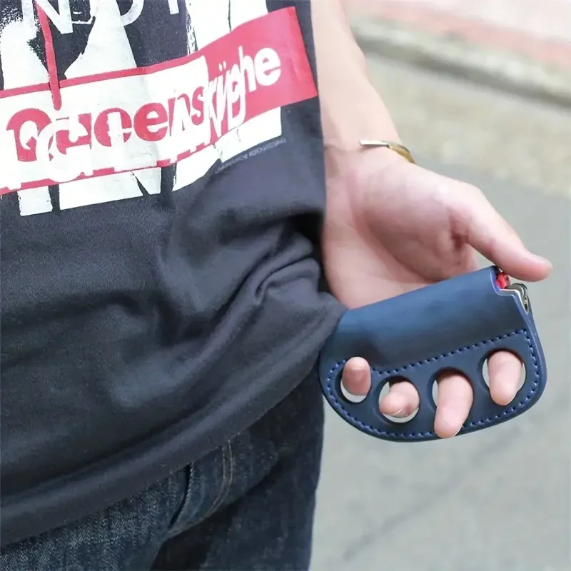 1pc, Premium Lighter Case, Portable Protective Lighter Cover Case, Reusable Lighter Case For Regular Lighters - With Keychain Si