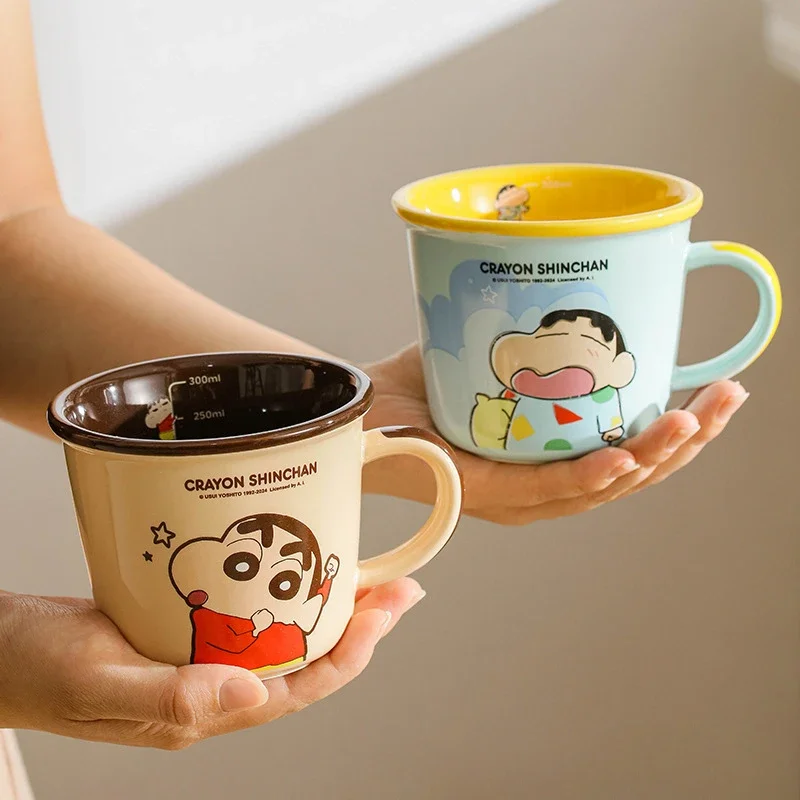 Mug en céramique Kawaii Crayon Shin-chan pour enfant, tasse à lait pour le petit-déjeuner avec échelle graduée, tasses à café mignonnes pour étudiantes, cadeau