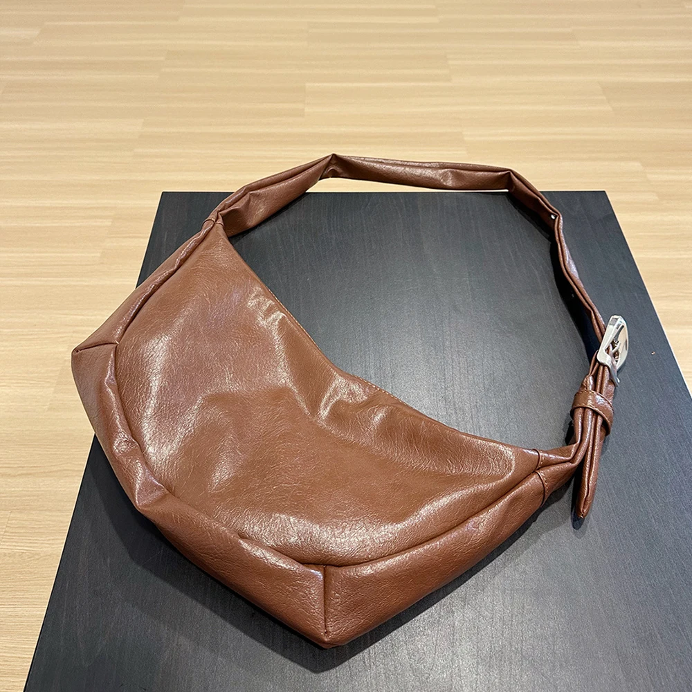 Bolsa de ombro de couro macio PU para mulheres, sacos crossbody pretos, bolsa Hobo Dumpling, bolsa meia lua, estilista, nova