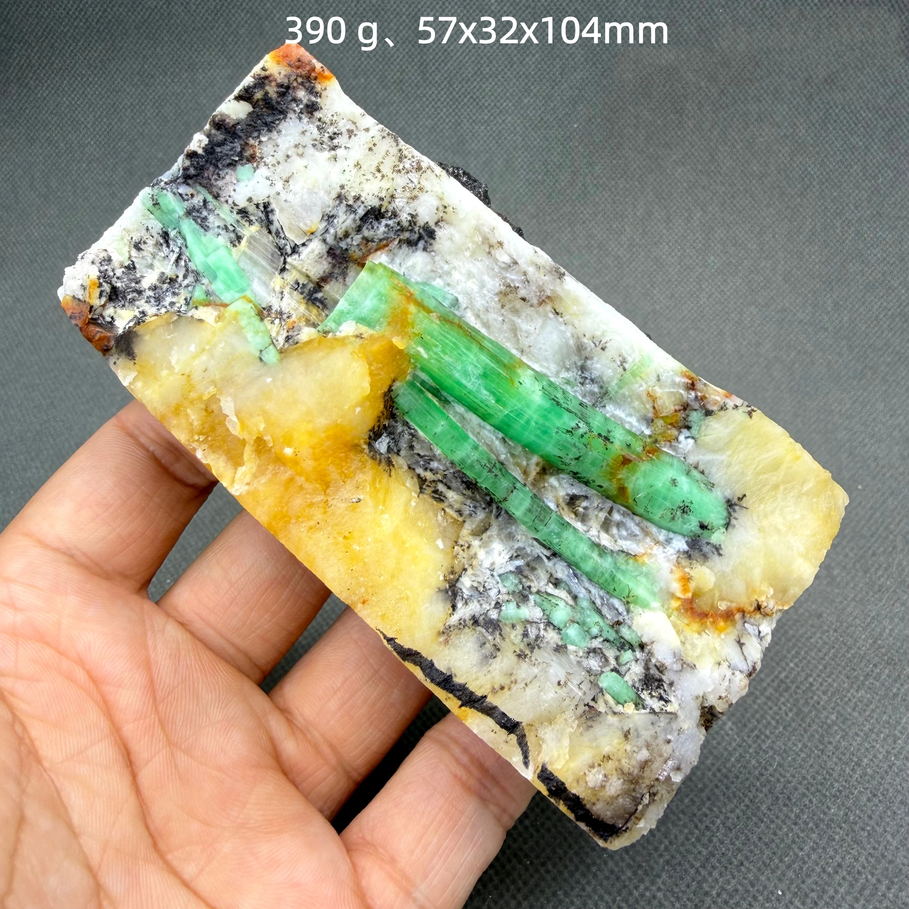 Émeraude naturelle du Yunnan, cristal vert, spécimen minéral de béryl, rare, Chine