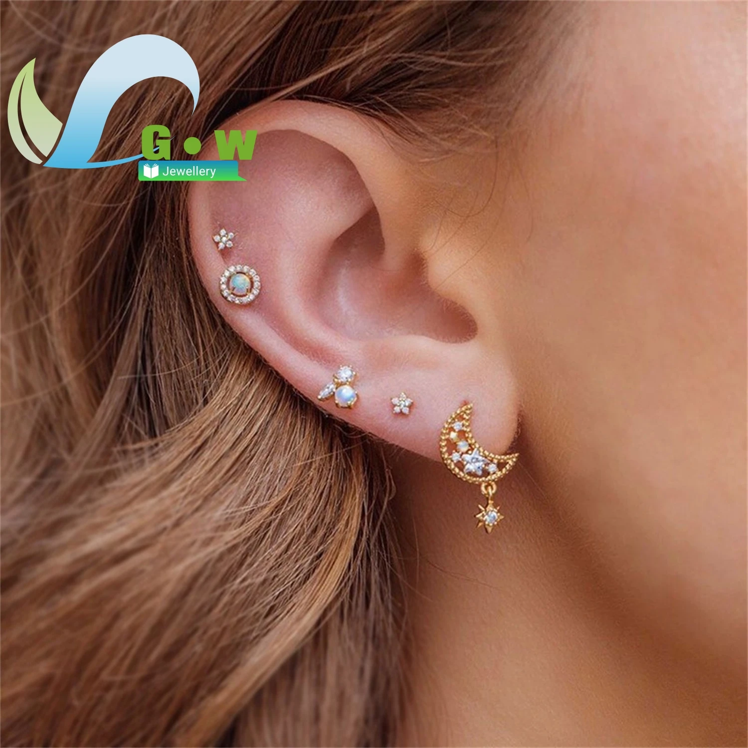 

Комплект сережек в корейском стиле из серебра S925 с жемчугом, минималистичные серьги-гвоздики для женщин, маленький шикарный дизайн, гипоаллергенные изящные украшения, подарок