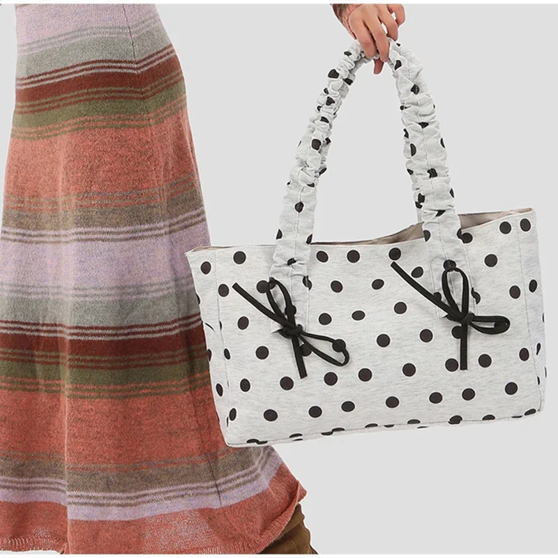 Schultertasche mit Polka-Dot-Schleife und Sternstreifen-Dekor, minimalistische, frische, lässige Nischen-Tragetasche, große Pendler-Handtasche für Damen – Detail 12