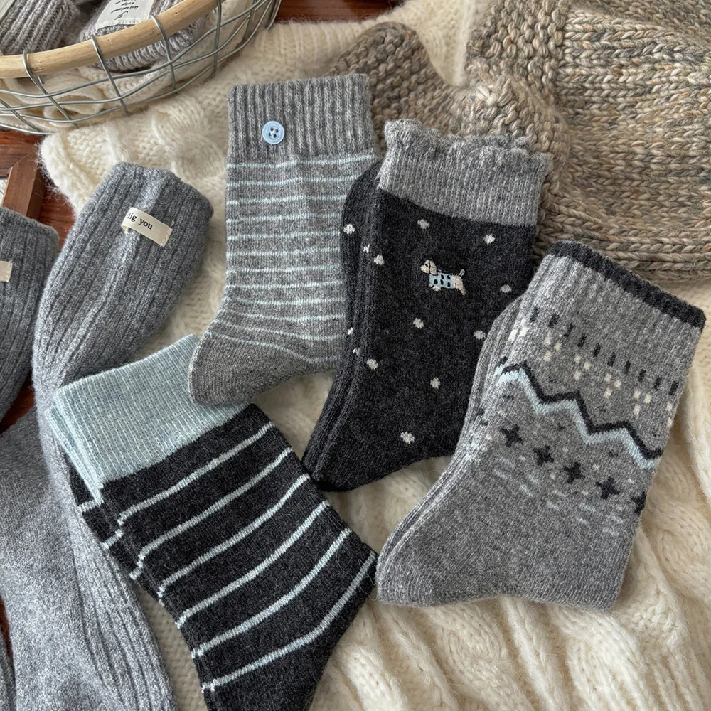 

8 Pairs Women's Winter Thick Warm Gray Wool Warm Socks Korean Style Mid-Calf Socks for Women Thick Thermal Socks High Quality